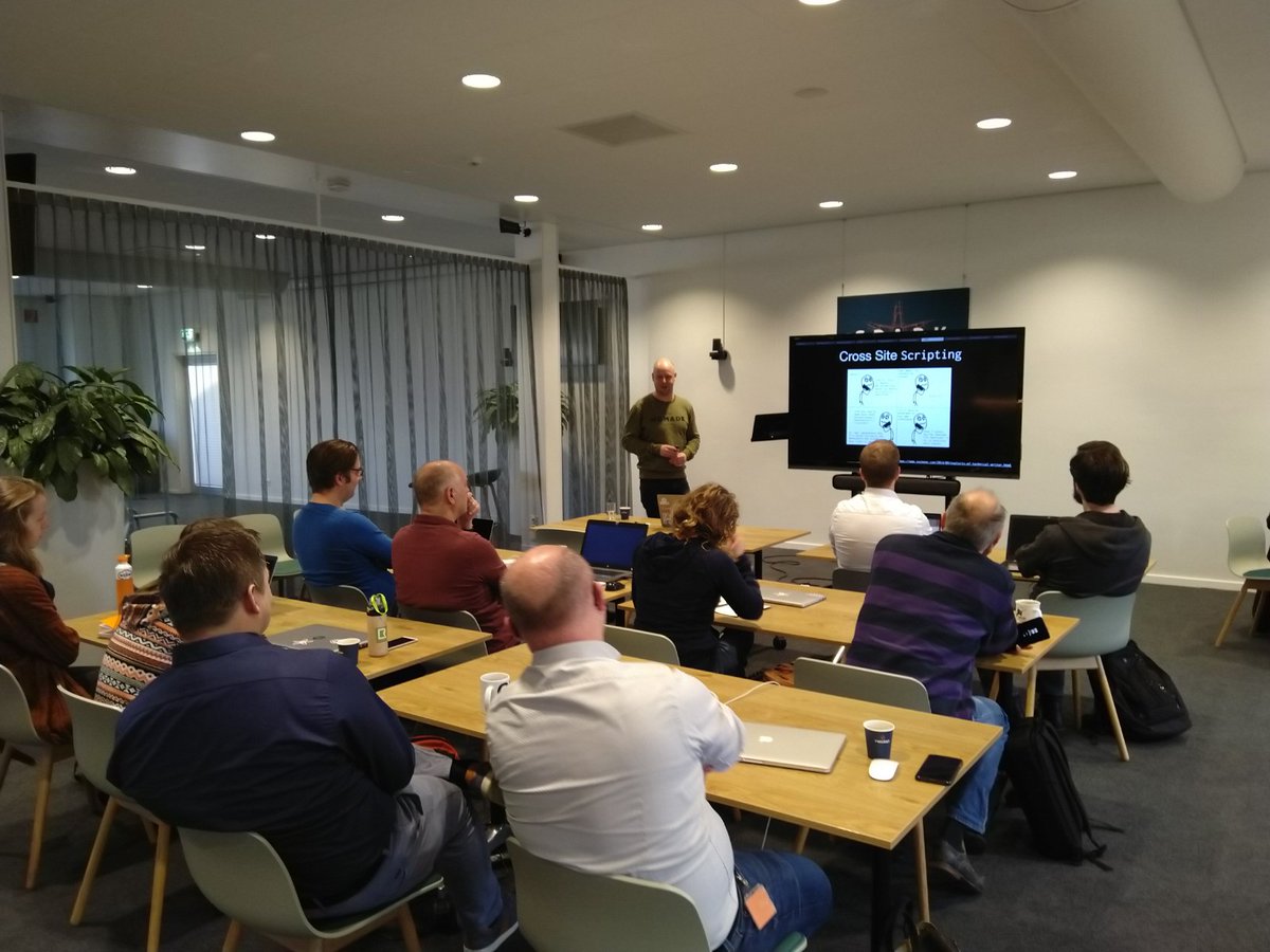 LuminisAcademy's tweet image. Deze week hebben we voor een klant weer een #workshop mogen verzorgen over de 10 meest voorkomende en schadelijke problemen zoals die zijn opgesteld door het #OpenWebApplicationSecurityProject. Meer weten? Neem contact met ons op.
#Luminis #webdevelopers #security #owasptop10