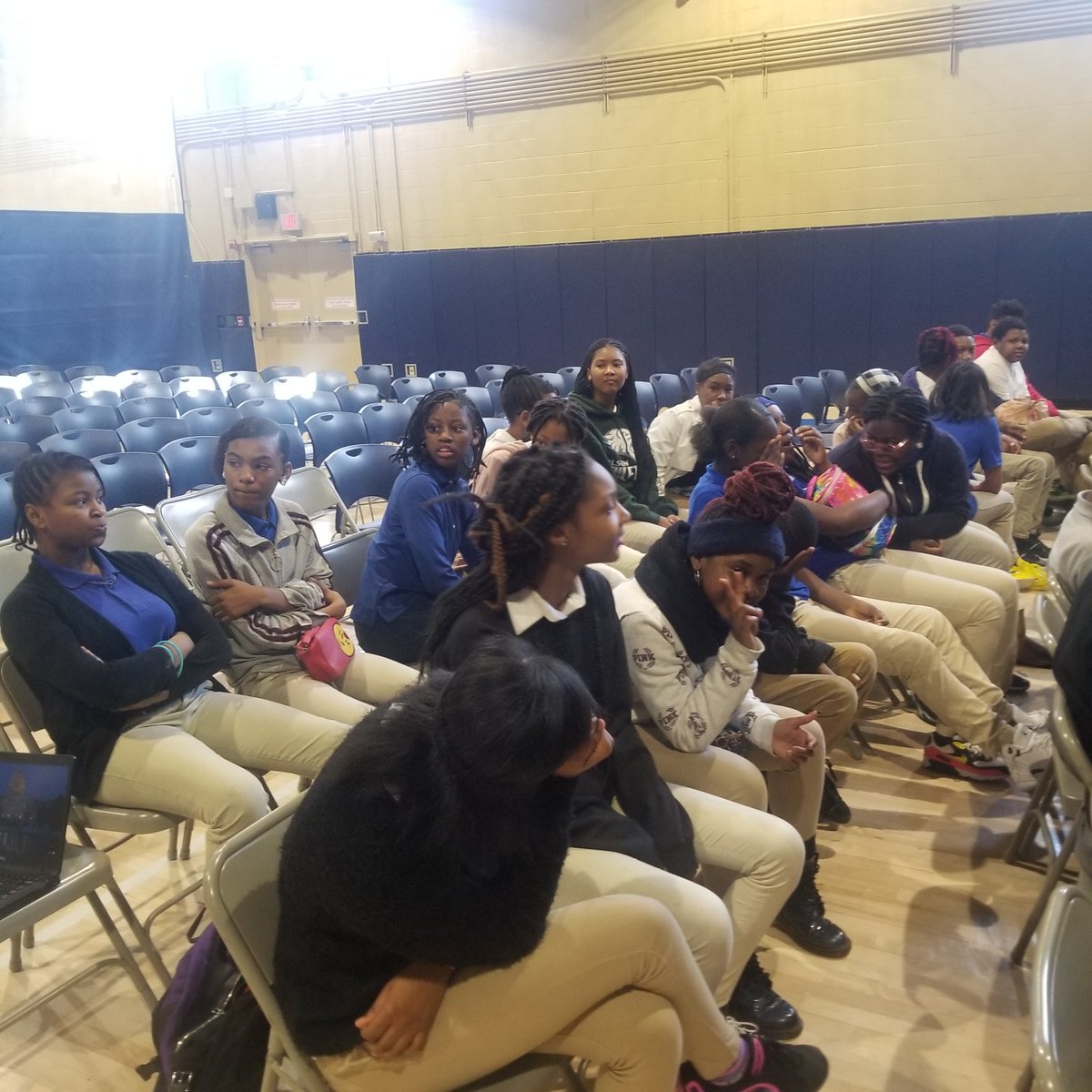 CounselorClark1's tweet photo. @McKinleyMiddle  Thank you @GoDCPhelpsHS for the Anecdotal Engineering Day.  #middleschool  #rocks https://t.co/UygpkgFt73