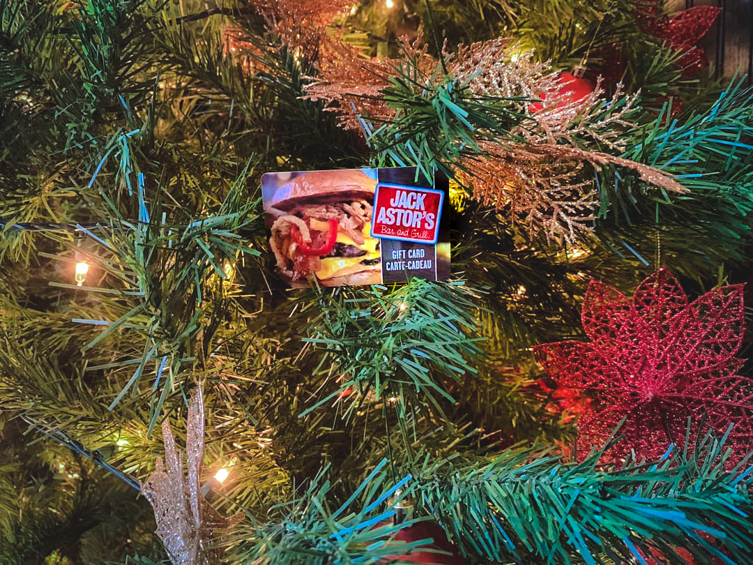 Jack_Astors's tweet image. On the FIRST DAY of Jacksmas my true love gave to me - ONE loaded gift card in a festive tree: 💳🎄👀