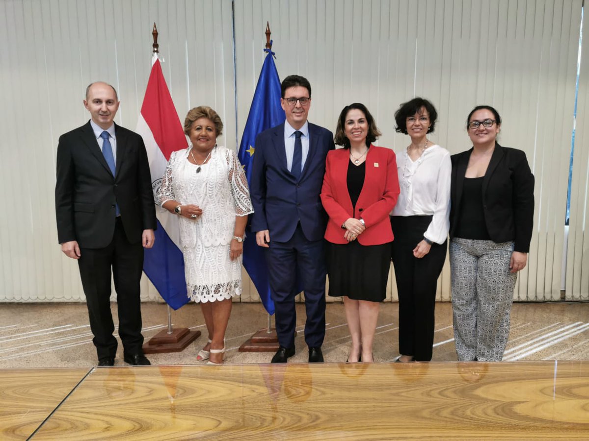 IDEA_int_Py's tweet image. Ayer acompañamos el desarrollo de la Mesa Redonda de la misión de seguimiento de la MOE UE 2018. Esta misión estuvo liderada por el eurodiputado Nicola Danti, y los expertos electorales Tommaso Caprioglio y Xabier Melián. #elecciones