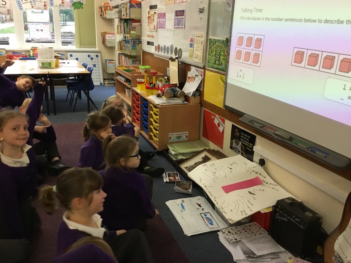 TadPrimaryAcad's tweet photo. Jupiter team were reasoning in maths. After using concrete apparatus we had lots of discussion about pictorial equal groups and arrays. We understand that 4x3 is the same as 3x4. #primarymaths #concretepictorialabstract #thinkingmaths https://t.co/nkWT6C9yLx