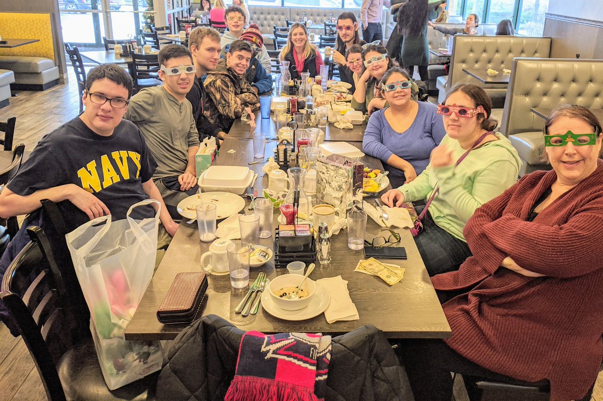 LHS210jhoag's tweet photo. End of semester community outing
#GoLemont #BlueRibbonSchool #MakingFutureConnections https://t.co/okwCdXGxPr