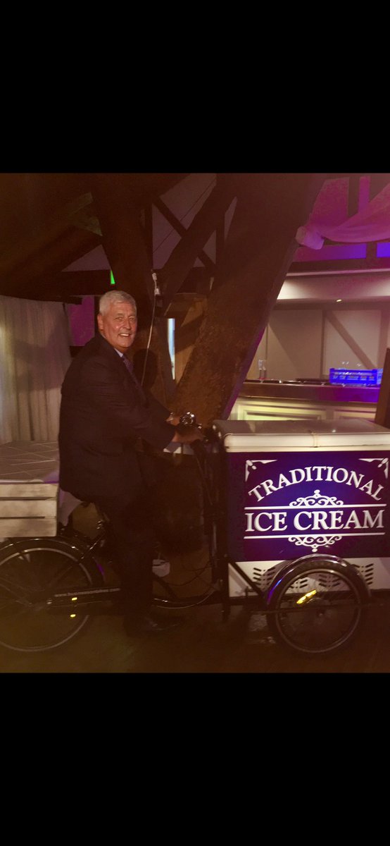 KitsOnHangers's tweet photo. Throwback Thursday...... My Great Grandad Pasquale Setting Up His Ice Cream Business In #Liverpool #ItalianImmigrant
#EverywhereWeGo 🇬🇧🇮🇹 @tommywheeldonjr @JWheelo @lezbarlow @BBarlow78 https://t.co/1nszxjR0uB