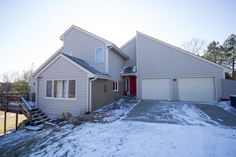 NEW LISTING ALERT - mailchi.mp/8ab948c53081/n…
$349,000 ~ 7807 W DENTON RD, DENTON, NE
5 acres and 3 bed/2 bath home with horse barn