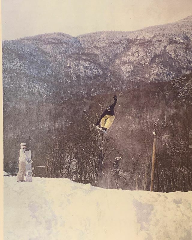 #tbt more #snowboarding 🏂🏂 Frontside 360 <a href="/boltonvalley/">Bolton Valley</a> Vermont circa 1996 while <a href="/hpeebs/">Hunter Peebles</a> took a break from hitting the jump herself. Hannah and I have ridden so many days together, I’ve shredded with her more than anyone else over the years. 📷 <a href="/neddyd/">Neddy</a>… ift.tt/2LOJJN9