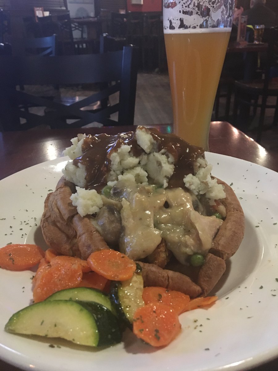 BobbysPlaceYYC's tweet photo. Christmas isn't Christmas without SNOW, EGGNOG, and a TURKEY Dinner in a Yorkie...we got em all! 
Try all of our Christmas Features - available till Christmas! #Christmas #Turkey #eggnog #food #drinklocal @BobbysPlaceYYC https://t.co/1IeoLyj4JV