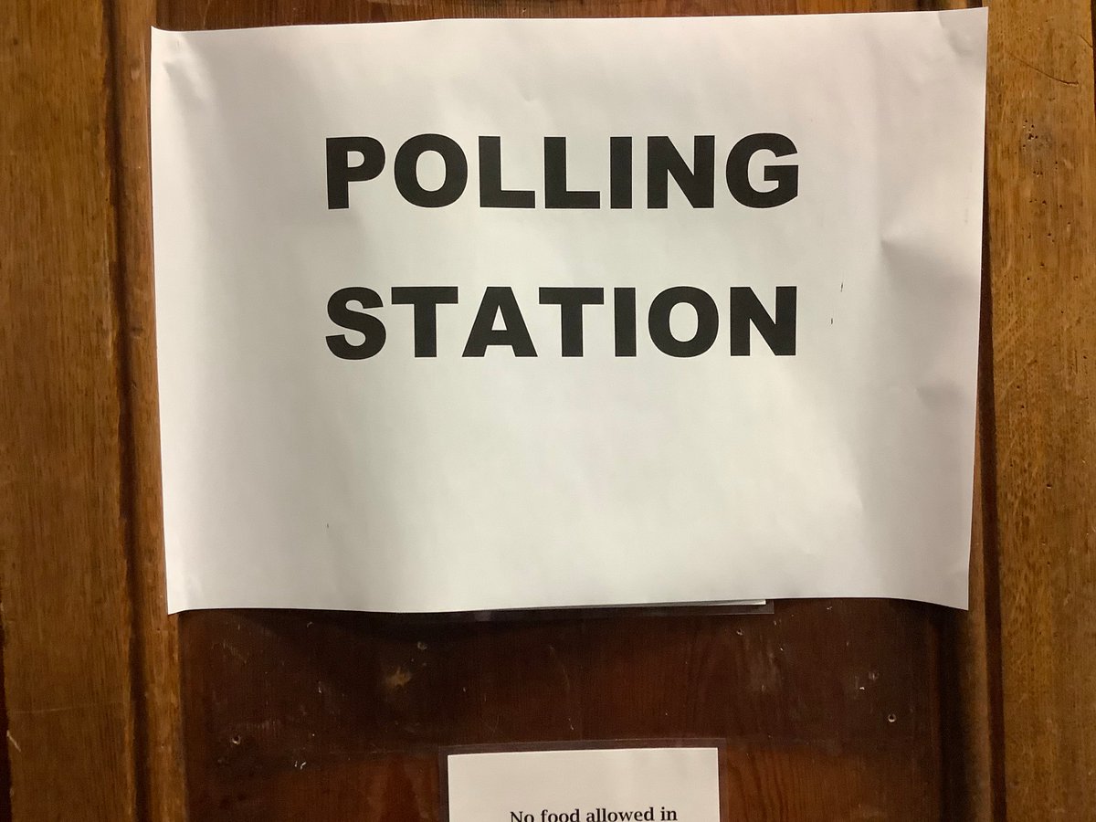 boxhillschool's tweet photo. Election Day! We wanted to recognise the occasion and our Democratic IDEAL of Round Square by offering all students the chance to participate in the voting process. A ballot box and voting papers are available for students to cast their vote. Voting not compulsory! #BoxHillIDEALS https://t.co/NQdjbUlfBp