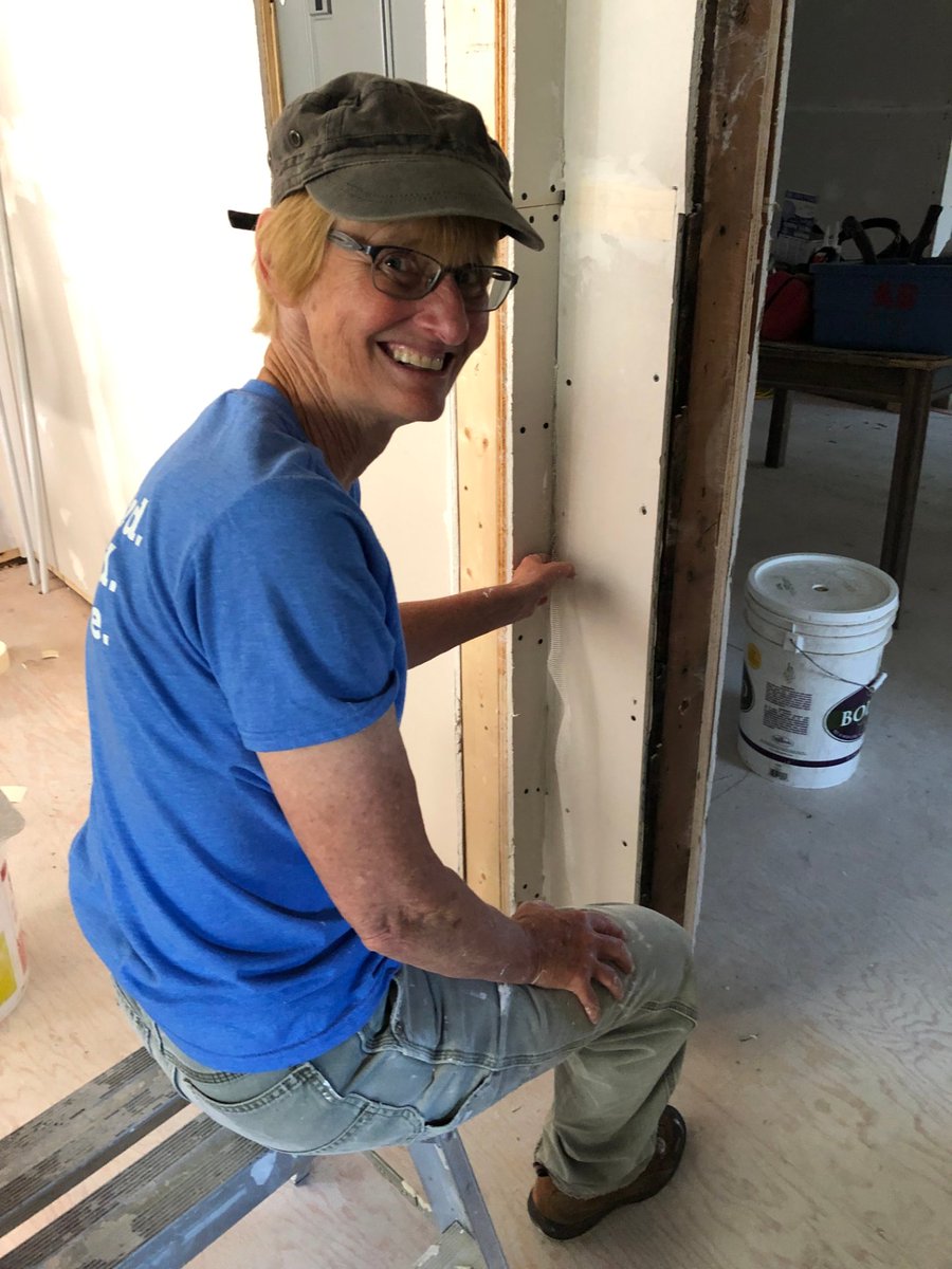 MDS_Respond's tweet photo. Serving others doesn’t always mean going far away; Mike and Sheila Davis of Trail, B.C. drove just over an hour to help people impacted by flooding in nearby Grand Forks. #mds #mennonite #mennonitedisasterservice https://t.co/ArvIbfc3OI
