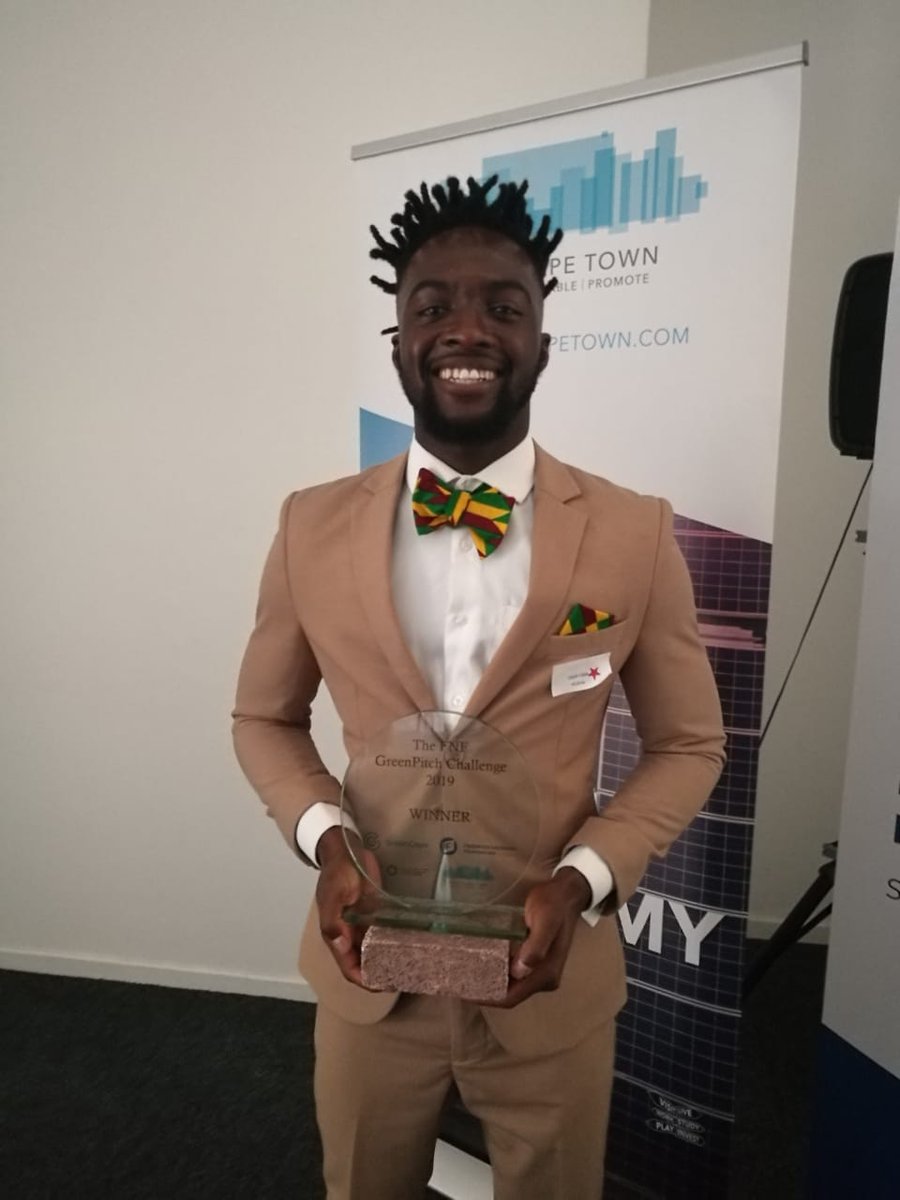 InvestCapeTown's tweet image. Congrats to the winner of the @FNF_Africa GreenPitch Challenge, Elijah Djan for Nubrix! Elijah's "bricks made from paper" business wins in kind business development support worth R 30 000, through @thegreencape in partnership with FNF. #GreenPitch2019