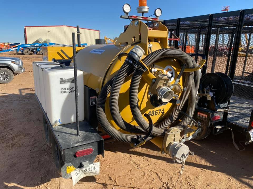 AdtellServices's tweet photo. It’s oilfield work in the great state of Texas for the Adtell construction &amp; splicing teams this week. HydroVac secured &amp; ready to get to work for some great partners tomorrow morning. Bury, pull, mount, splice, test &amp; document. #fiberoptic #fiberconstruction #fibertraining https://t.co/PorPMd9dgK