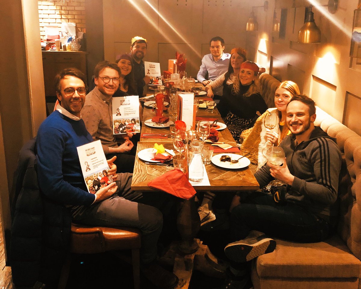 TanamiHQ's tweet image. Team Tanami Christmas dinner 🍴 

#TeamMeal #ChristmasDinner #GetInMaBelly