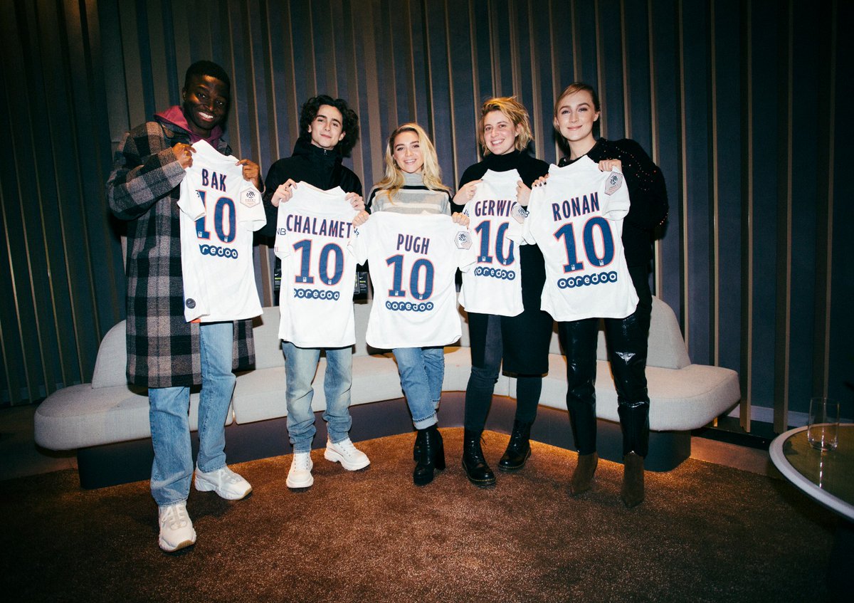 PSG_English's tweet photo. 5-star cast at the Parc last night ⭐⭐⭐⭐⭐ https://t.co/L2Xm5VQZbx