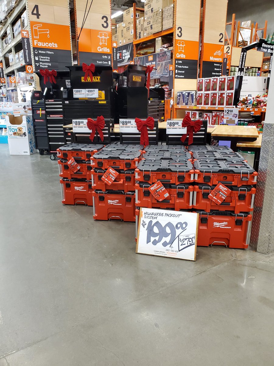 sean_john5's tweet photo. Missed black friday? We have you covered here at The El Cerrito Home Depot with some outstanding deals on Milwaukee pack out system and HUSKY 270pc mechanics tool set! Come on down and check us out! https://t.co/LCcEyhcDOs
