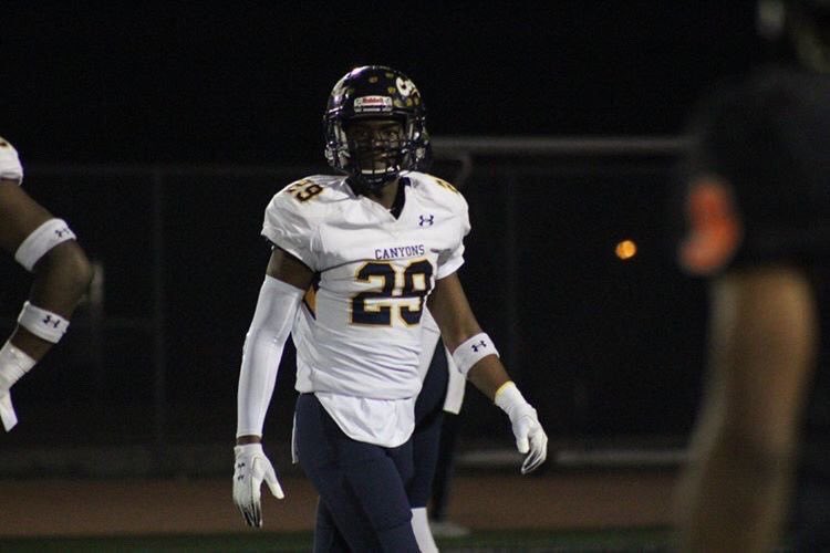 CoachRobWash4's tweet photo. I’m excited to see what the future holds for this kid pound for pound Safety the future is bright,hitting the books just as hard he hitting his opponents,major upside ⭐️⚡️#ThisIPromise @Aaronpitts20 @KWIGNITES @CoachSethAdam3 #CharacterBuildsChampions #LetsEatSuccess https://t.co/KV9Gv62I6s