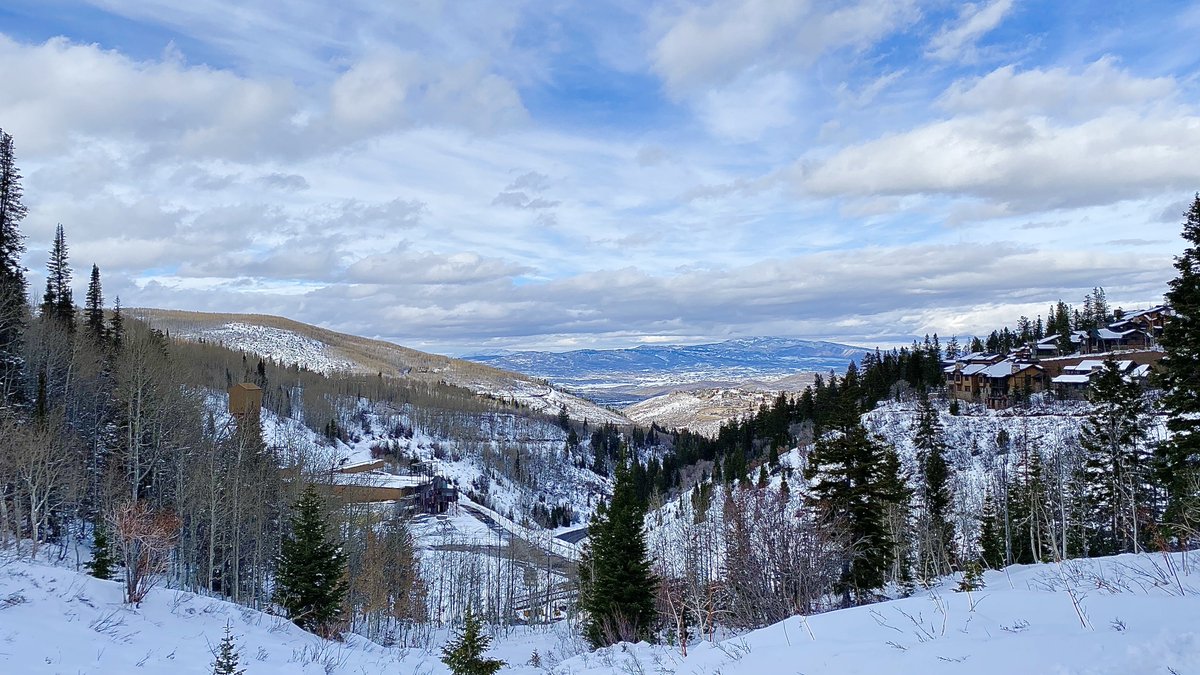 redfynn's tweet photo. The RedFynn Christmas party in beautiful Park City, Utah was a blast! What is your company doing to celebrate Christmas?
#Christmas #redfynn #utah #parkcity #snowshoeing #fun #smallbusiness #family https://t.co/l2oM6ACajt