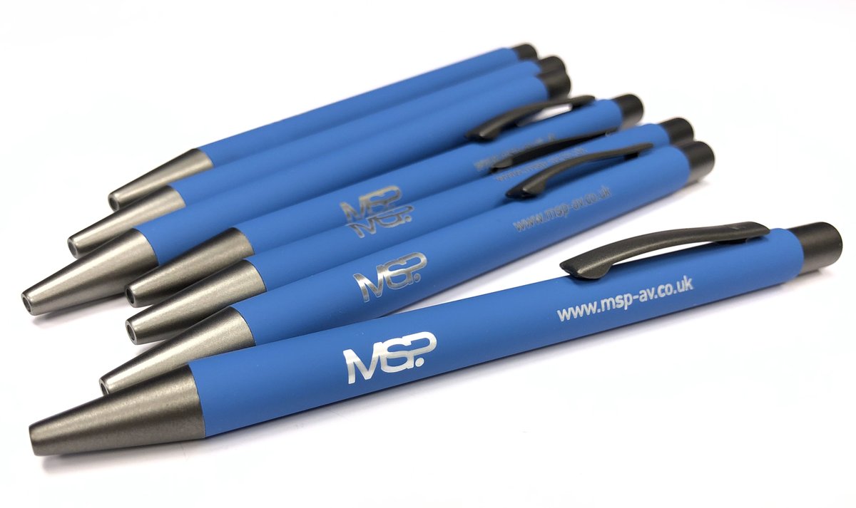 bro design tweet media