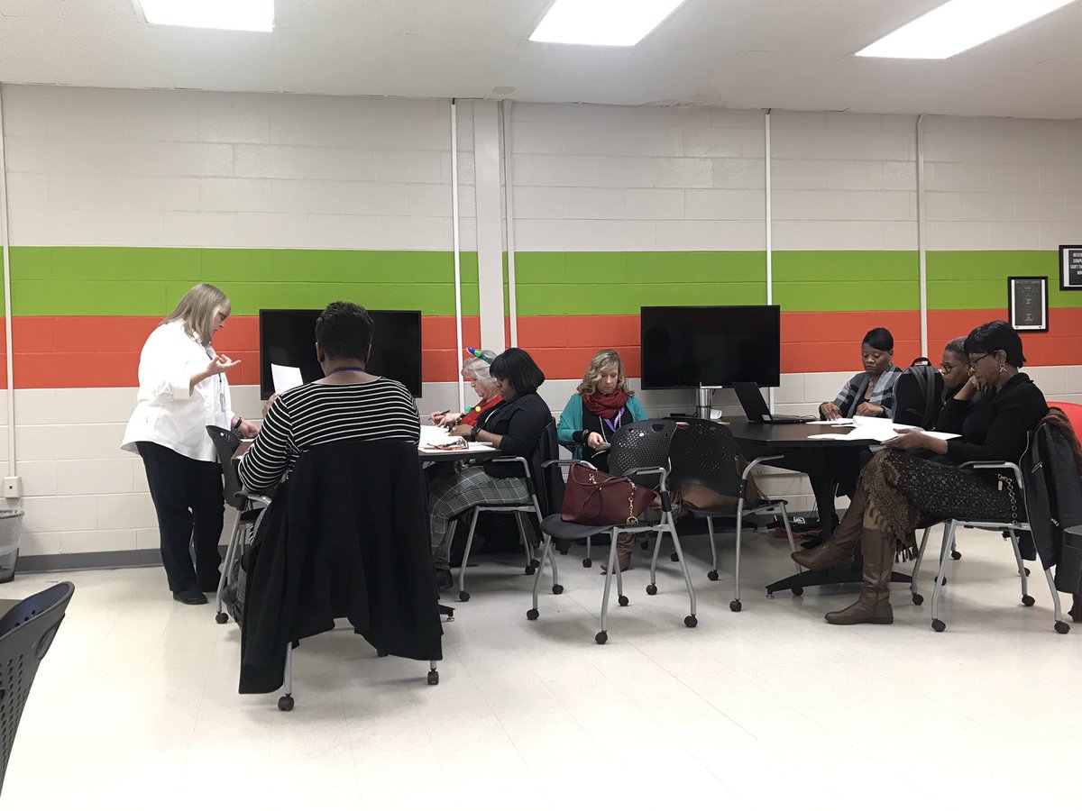 annice_paule's tweet image. Mrs. Phyllis Taylor always keeps her data clerks engaged with professional development. #alwayslearningandsharing #tistheseason