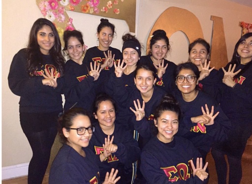 CZarai146's tweet photo. 5 years ago today the baddest bitches I know became sunníes #Phiclass #PhiTurnsFive #Linesisters #YallCouldNever https://t.co/JWdZoJLLlM