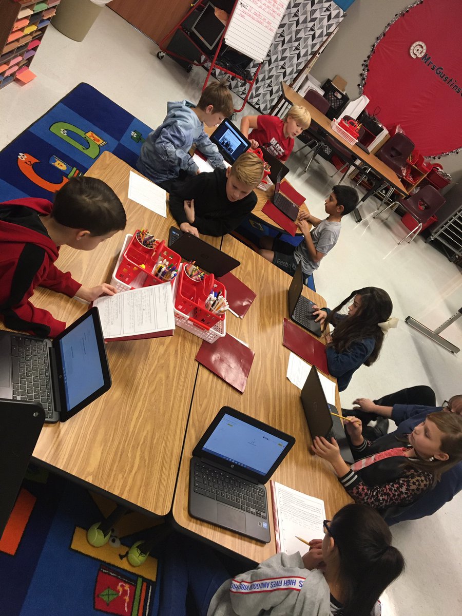 4th graders preparing for debates! @BulldogsMES