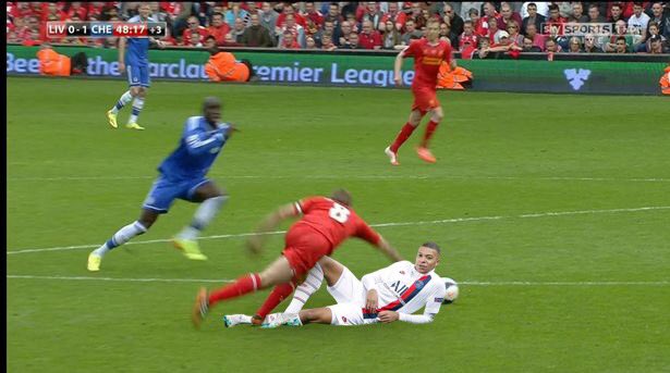 rashford_mufc's tweet photo. Photo of the year😂 https://t.co/H1RnzoMrbF