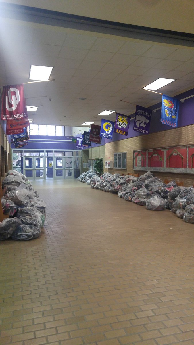 AmyWaiser's tweet photo. No holly here, we're decking the halls with bags of shoes! Thank you Kerrville for pulling together to make our shoe fundraiser a huge success! #btwilsonbest #kisdbest #btwilsonshoes https://t.co/BuwIxeWe42