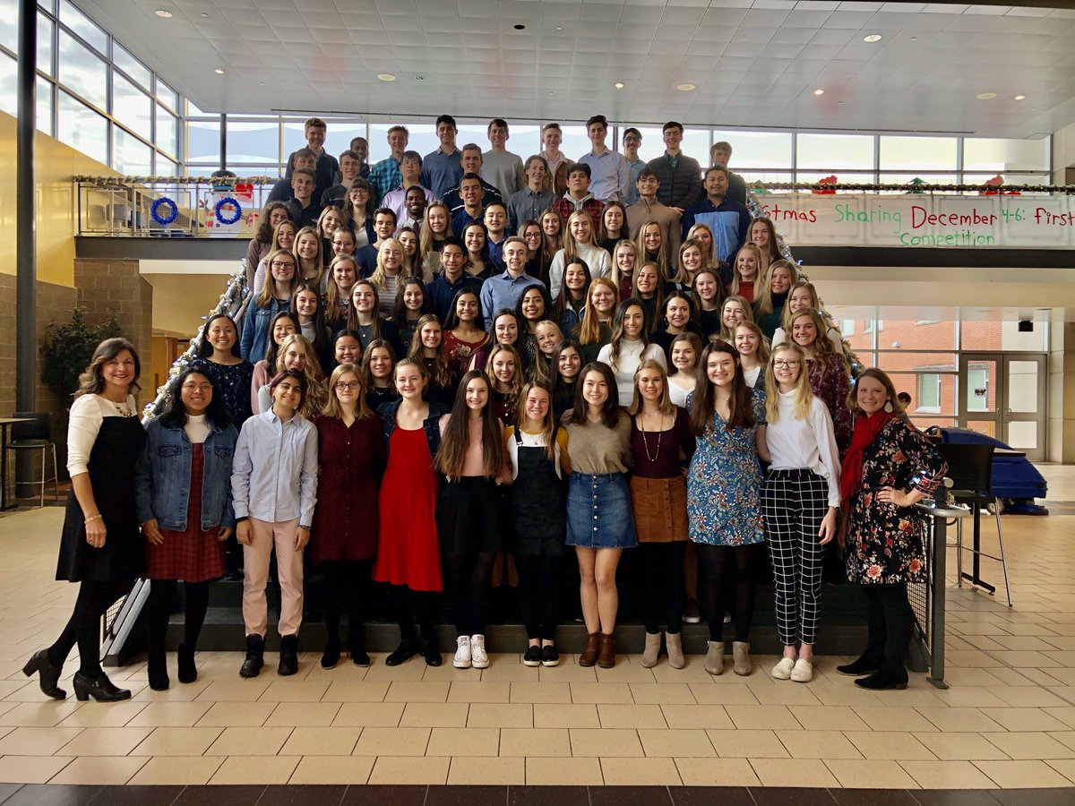 BettyBasista's tweet photo. AP Spanish classes excited about today’s Flamenco show &amp; Tapas buffet at Cafe Baba Reeba in Chicago! https://t.co/Ahs7LIy5wL