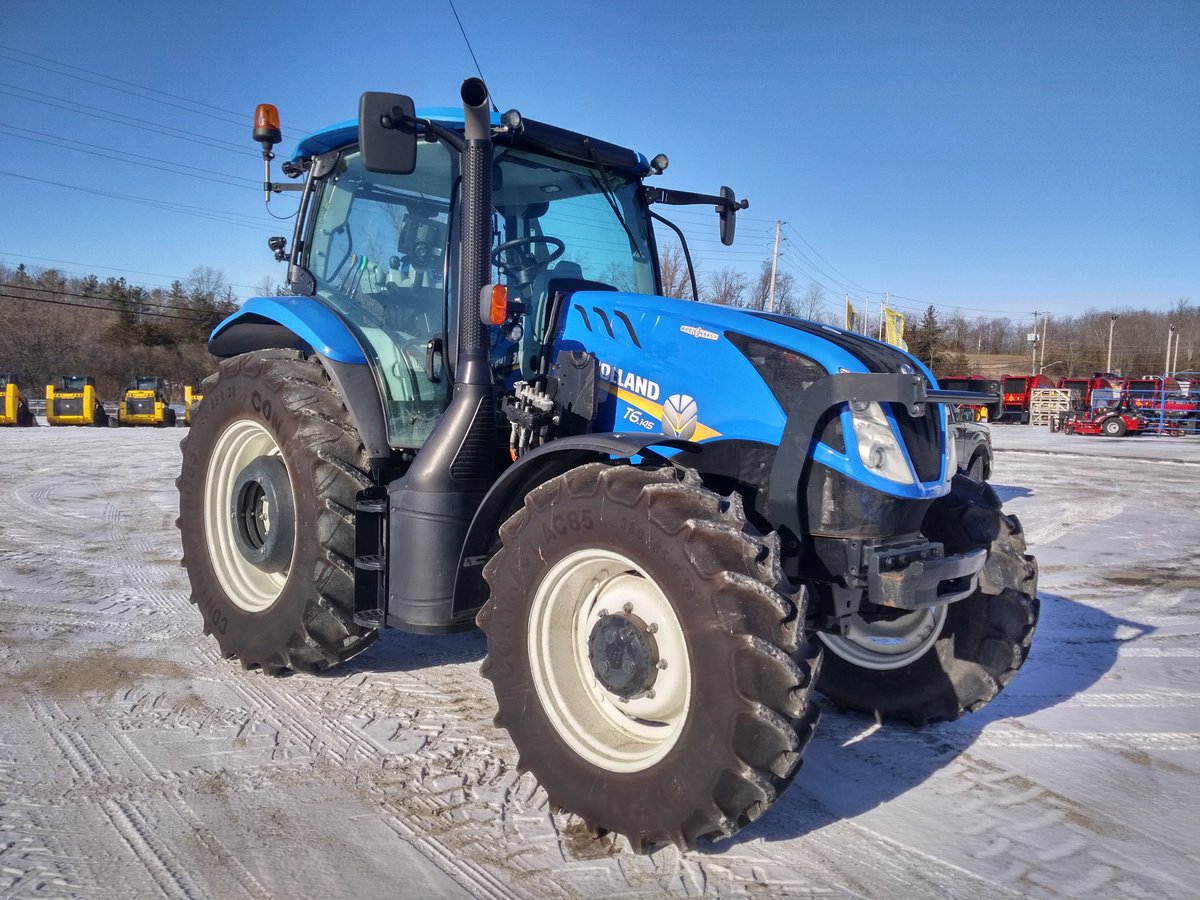 farmerskinner's tweet image. Nice morning to complete a quick test drive with this beauty! @NewHollandAG @NHBobmark #autocommand #T6