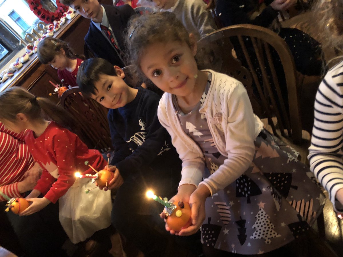 WHSprepschool's tweet photo. Beautiful Christingle service in our chapel this afternoon with @PrePrepWHS and our Year 8 prefects. A wonderful and atmospheric way to celebrate together https://t.co/7Ebyyr2OTP