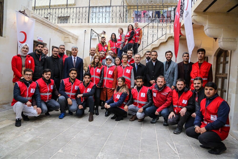 #TürkKızılay Kilis Şubemiz açıldı!

Kilis Belediyesi tarafından tahsis edilen hizmet binası, Kilis Valisi Recep Soytürk, Kilis Belediye Başkan Yardımcısı Servet Ramazan, Genel Başkan Vekilimiz İsmail Hakkı Turunç ve Denetleme Kurulu Üyemiz Umut Yalçın’ın katılımı ile açıldı.