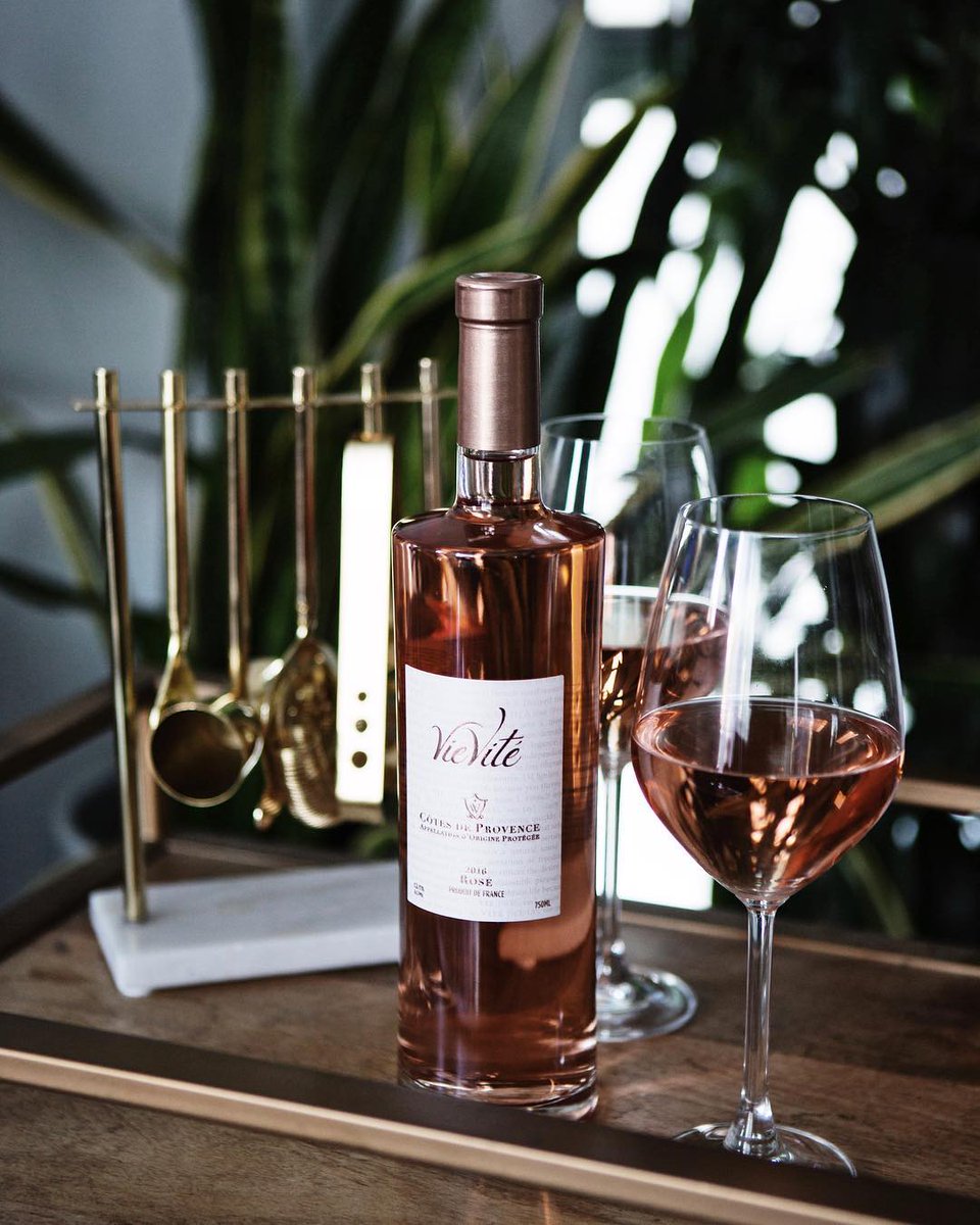 VieViteRose's tweet photo. Elevate your bar cart. https://t.co/ZvyGgY6GSP