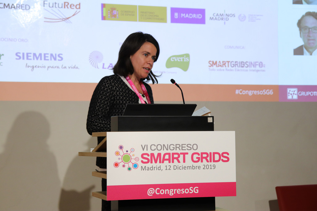 CongresoSG's tweet photo. El cuarto bloque de ponencias del VI Congreso #SmartGrids #CongresoSG6 está moderado por Alicia Carrasco Directora Ejecutiva @entraaf con la participación de @IMDEA_Energia @AEGPS y @zcorporacion @grupotecmared #FutuRed https://t.co/QRjBCGNhNs https://t.co/EDSw3wjHQa