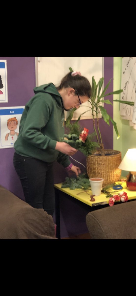 Jane Mackay tweet media