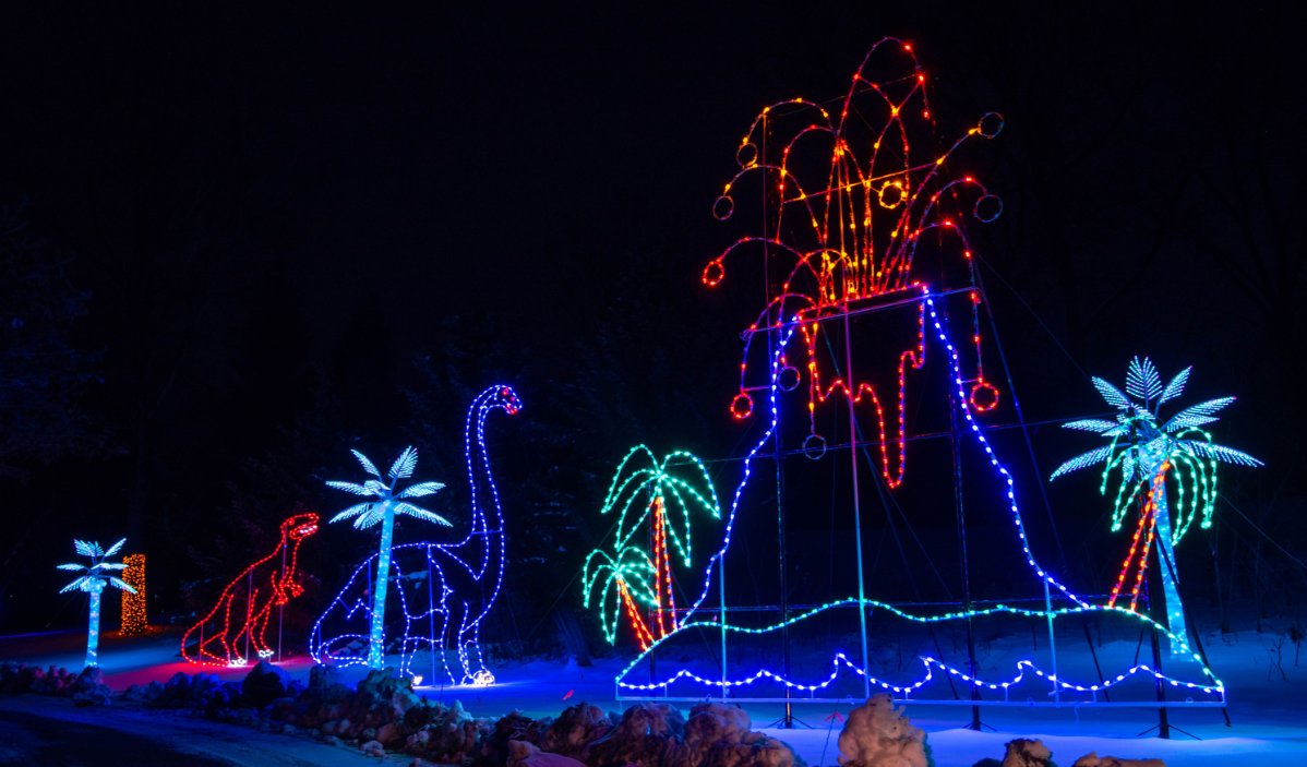 LightsRoc's tweet photo. ROCLights at Victor Hills features a drive thru Christmas light display designed to provide an affordable, family-friendly holiday outing. View the holiday spirit through a magical lens from the comfort of your own vehicle. Visit our website to learn more: https://t.co/DmXRArzaI9 https://t.co/a4DfWPkLN4