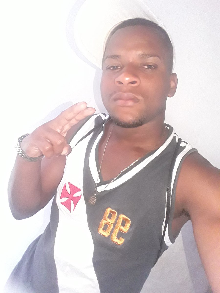 Pretoo_22's tweet photo. Sentimentos verdadeiros não mudam... 💢♥️🥰 https://t.co/hHbOujzvYV