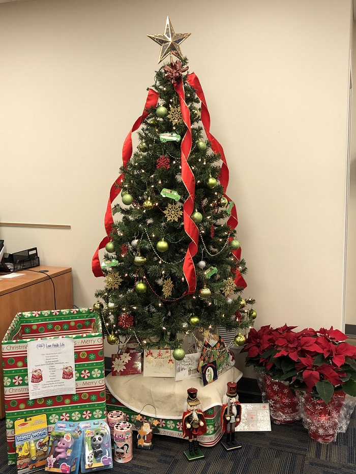 ServproWDC's tweet photo. #SERVPRO vans made their appearance on our office tree this year! Happy Holidays all!
#OfficeTree #GreenVans https://t.co/0lSI6Mbm9j