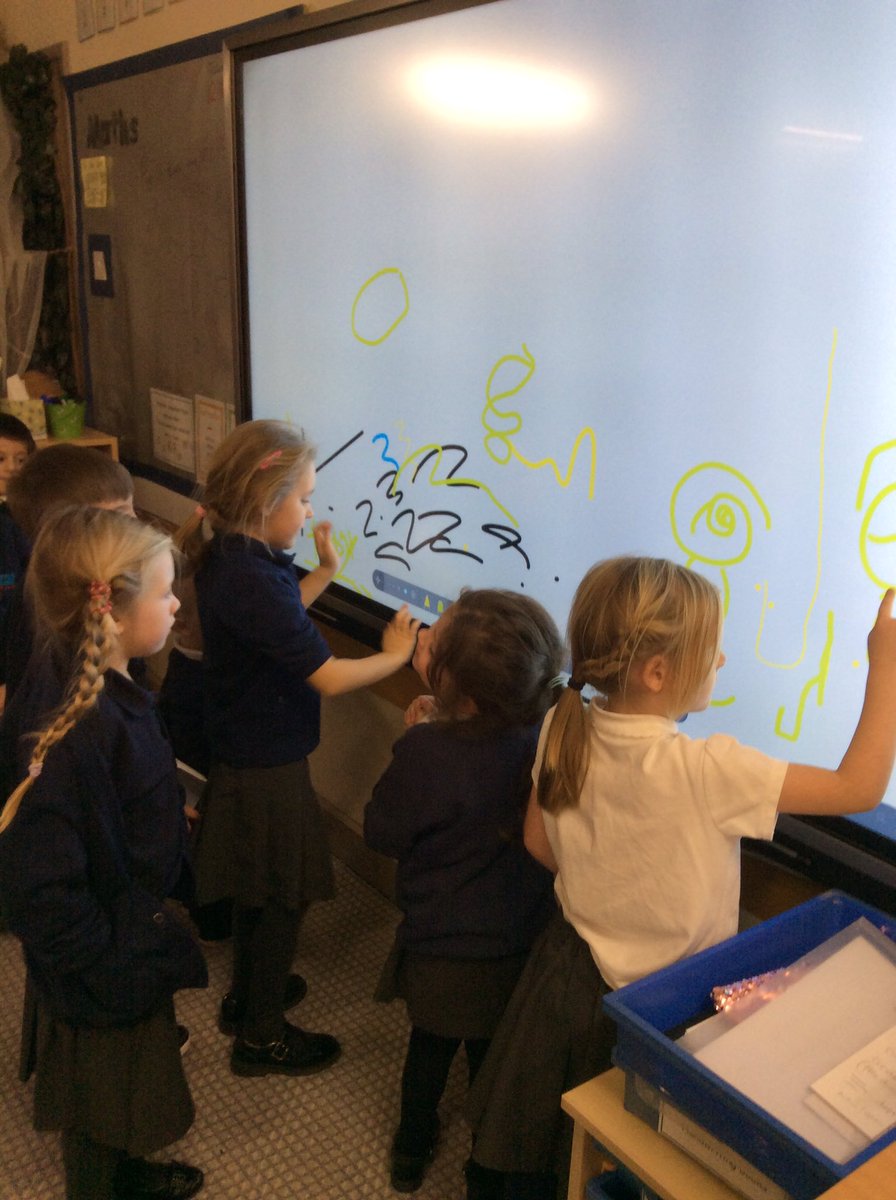 LakesideYork's tweet photo. We are beyond excited about our new interactive television screens that were installed in some of our classes today. We have been having lots of fun trying them out! Cutting edge technology ‘R US’ #prowise #primarytech https://t.co/PGDrO30SJ3