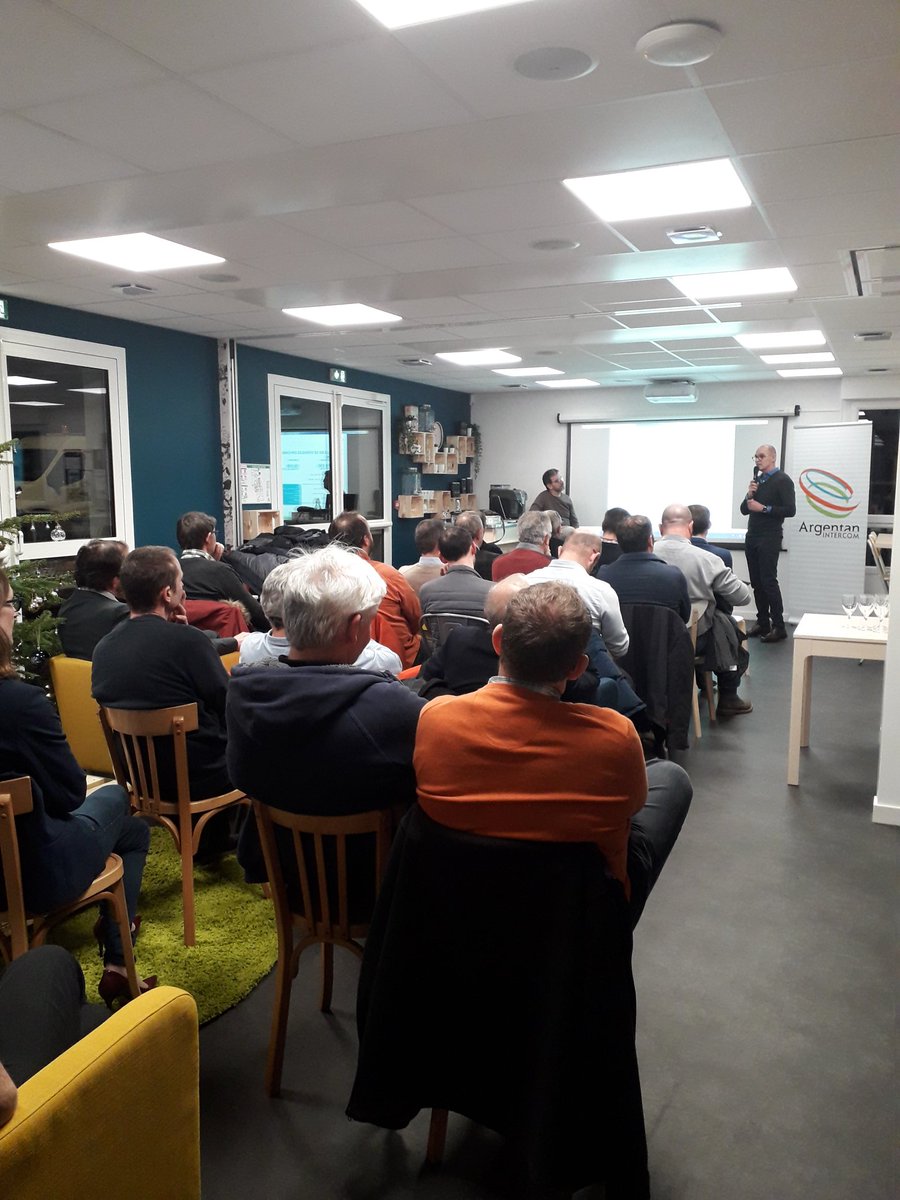 [En direct] Réunion de travail avec tous les acteurs de la filière transport/logistique 🚛🚐et #biométhane 🚜🐄 d'<a href="/VilleArgentan/">Ville d'Argentan</a> Intercom dans le cadre du projet d'implantation d'une station #BioGNV - Animation partagée avec <a href="/GRDF/">GRDF</a> <a href="/VilleArgentan/">Ville d'Argentan</a> Intercom @Territoireenergies61