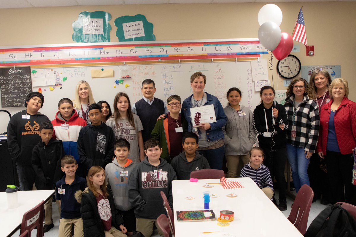 redoakisd's tweet photo. Congratulations to the Red Oak ISD December Heart of a Teacher Award recipients! We appreciate all of our ROISD teachers and their service and dedication to their students. #4Talons https://t.co/9NtmeSX116
