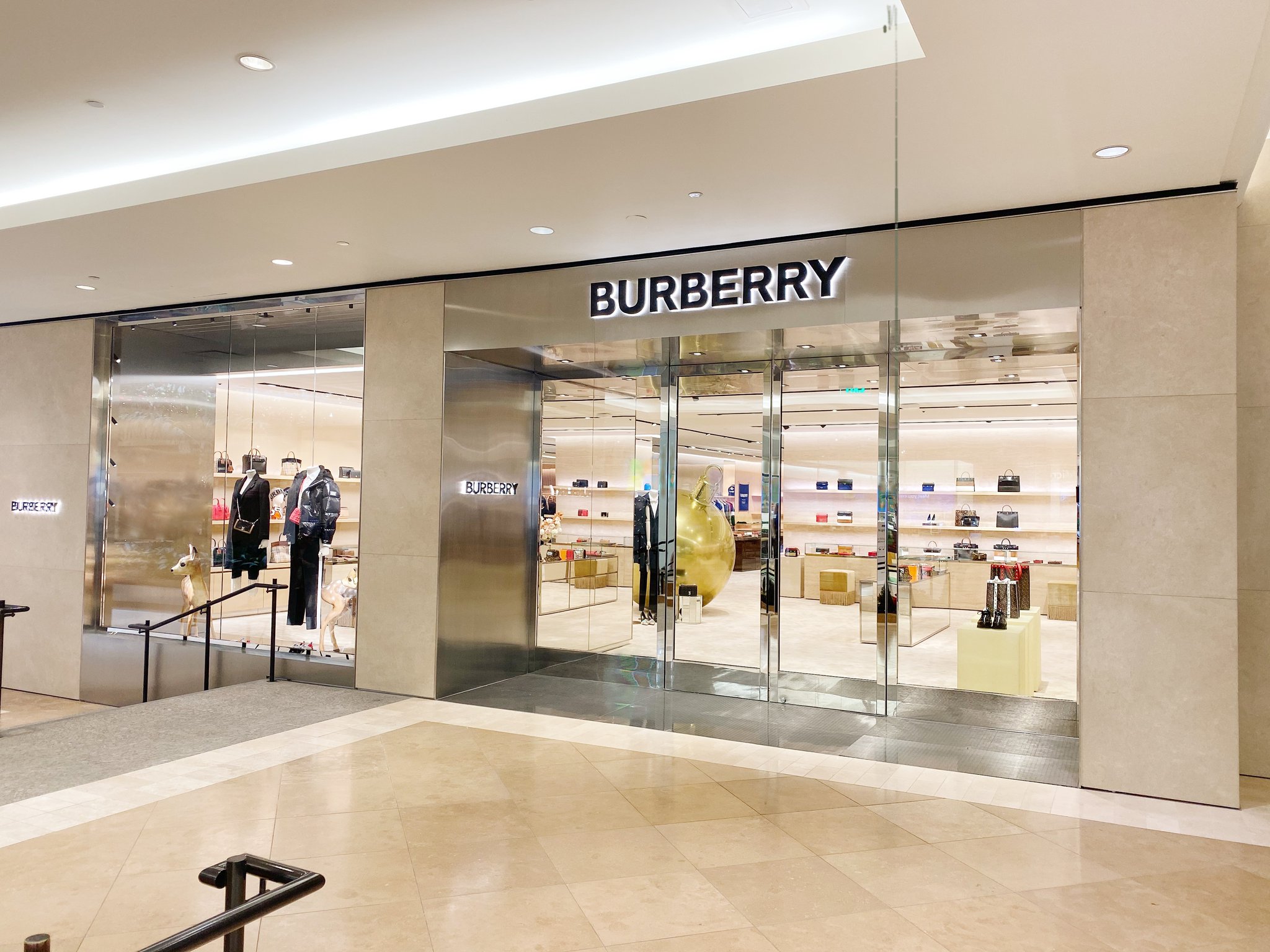 burberry south coast plaza