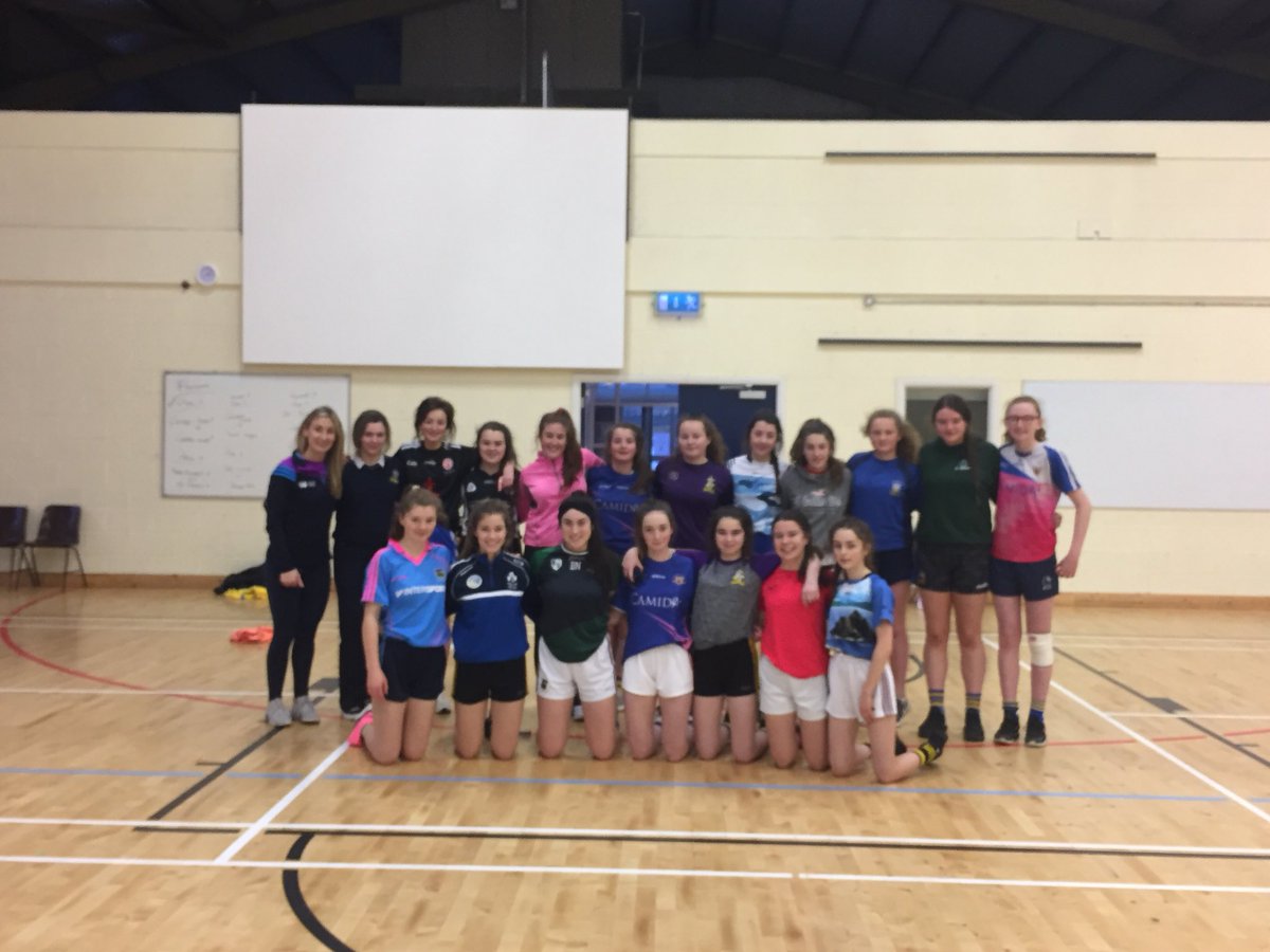 sineady_5's tweet photo. What an amazing day in @StAilbesSchool. A great enthusiastic group of girls with bright futures ahead of them.The girls really enjoyed the @LadiesFootball and @lidl_ireland values &amp; understanding how they can reach their goals &amp; achieve their personal best in life #serioussupport https://t.co/Wu5dThvesW