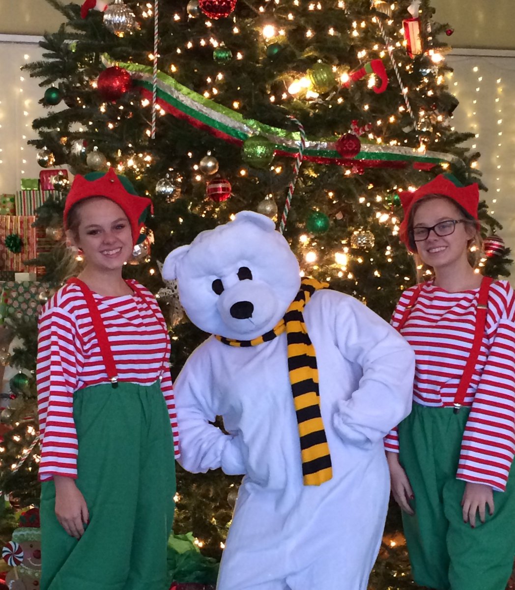ChristmasTownMS's tweet photo. Are you excited to ride the train and see Bumblebee? Here are some cute crafts you can make of our cuddly polar bear! https://t.co/dgxaRLCdoB #TraintoChristmasTown #VisitBatesville #VisitMississippi https://t.co/NnKAQGzRkH