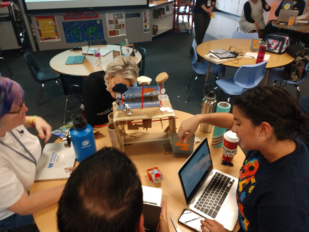 SCUSDTL's tweet photo. It's all about the process!  Reflecting on ways to develop student problem solving, perseverance and creativity through a design challenge with @KHughesElem. #SCUSDTL https://t.co/x46UnKeaNW