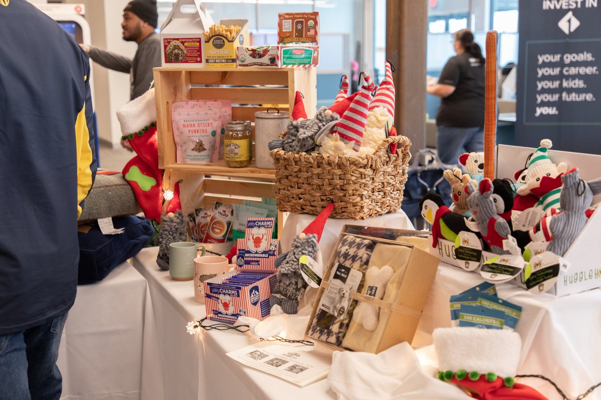 Yesterday we enjoyed shopping small at our Intuit Boise Site Winter Market ❄️ Thank you to all of the wonderful small businesses that shared their amazing products for our gifting needs! #BackSmallBiz
