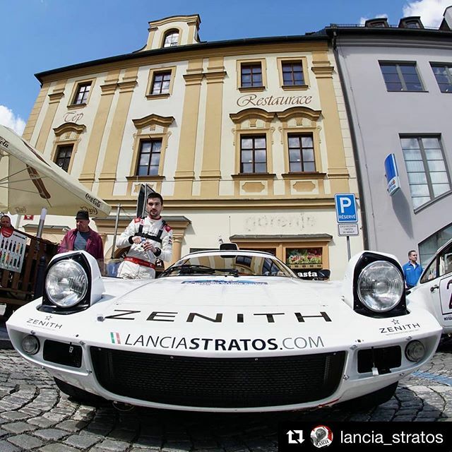 YRocheCodriver's tweet image. Throwback to a great memory, with a win in the 2nd round of ERC Historic 2017... The first step to the European Title 🏆 The Stratos looks so hungry 😋 
#Repost @lancia_stratos with @get_repost
・・・
, what about this froggy angle?😅
Talent doesn&apos;t wa… ift.tt/2sj7W7m