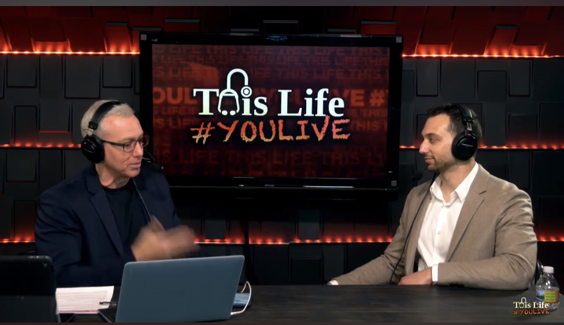 Depression got you down? There's hope! Listen to the latest <a href="/ThisLifePodcast/">ThisLife #YouLive</a> here w Dr. Drew Pinsky. go.drdrew.com/DepressionTrea… Specialists join us in a live call-in show. Also available as Video. Find the links on drdrew.com. #YOULIVE and #HappyHolidays to everyone.