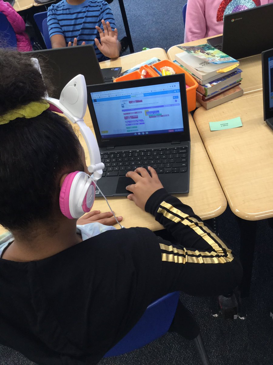 NerheimAES's tweet photo. Hour of Code 2019! https://t.co/CQQfXYQUgc