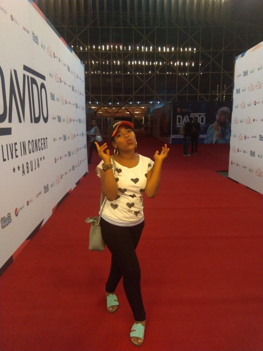 wynyisavibe's tweet photo. Its #DettyDecember at #davidoliveinconcert #abuja @ann_ray01 @davido bring it on!!!! #AGT https://t.co/kcrHmKIjYA