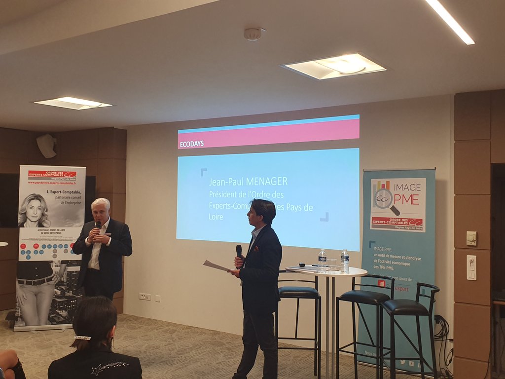 OECPaysdeLoire's tweet photo. 📈 Une 2nde soirée nantaise pour les Ecodays. Le baromètre macroéconomique #imagepme de nouveau à l'honneur, corroboré par les données de @banquedefrance et l'intervention de l'entrepreneuse Marie Taupin.@jeanpaulmenager @gregoryburban #entreprises #economielocale https://t.co/3tql0OZdEX