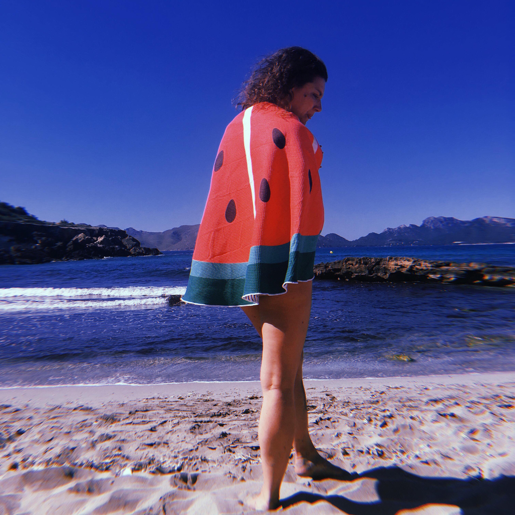 fruitytowels's tweet photo. Nothing better than blue skies with a slice of watermelon
.
.
.
.
.
#Watermelon #GetFruity #FruityTowels #TravelTowel #TravelInspo #Towel #Beach #Christmas #GiftIdeas #packlight https://t.co/Z4VIVWXzs2