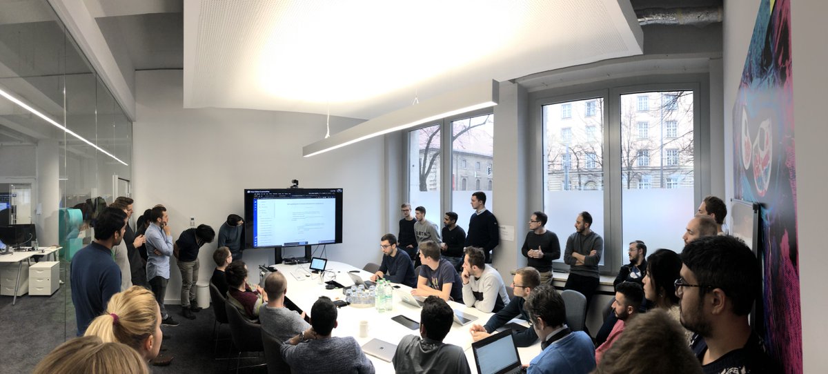 Kick-Off beim Winter-Hackathon: Bis morgen Abend arbeiten verschiedene Projektgruppen an ihren Ideen und Wunschprojekten beim #scalablehackathon. Welche Feature- &amp; Produkterweiterungen wünschen Sie sich?
#hackathon #fintech #scalablecapital